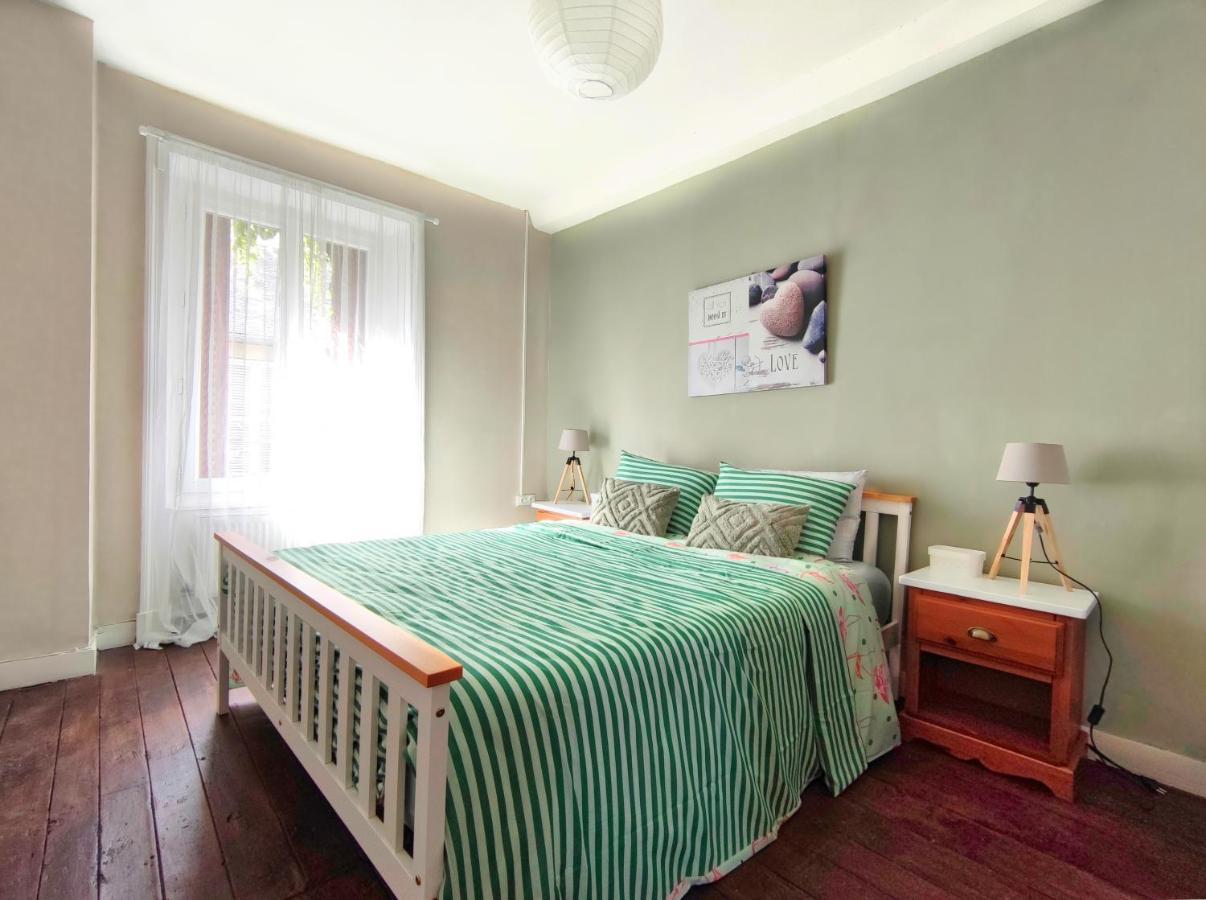 Number 22 - Le Dorat - Apartment 3 With Garden & Free Parking Esterno foto